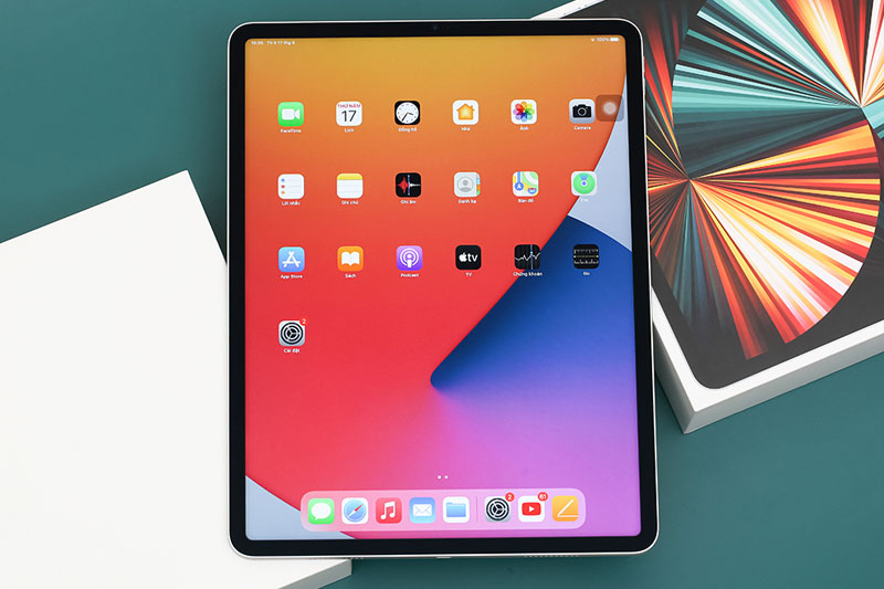 iPad Pro M1 12.9 inch WiFi Cellular 256GB (2021) | Trang bị lớp Oleophobic chống bám dấu vân tay và phủ lớp chống chói