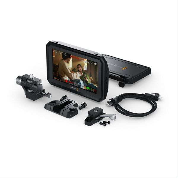 Kiểm soát hình ảnh chuẩn cinema với Blackmagic PYXIS Monitor Full HD cảm ứng.