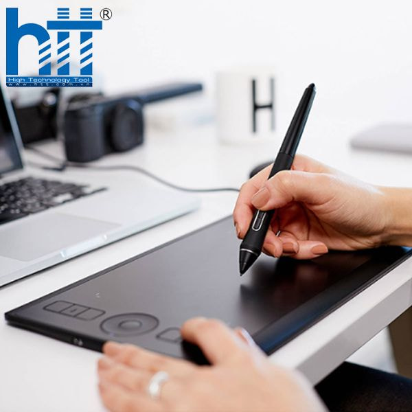 ảng Vẽ Điện Tử Wacom Intuos Pro Pen & Touch Small PTH-460/K0
