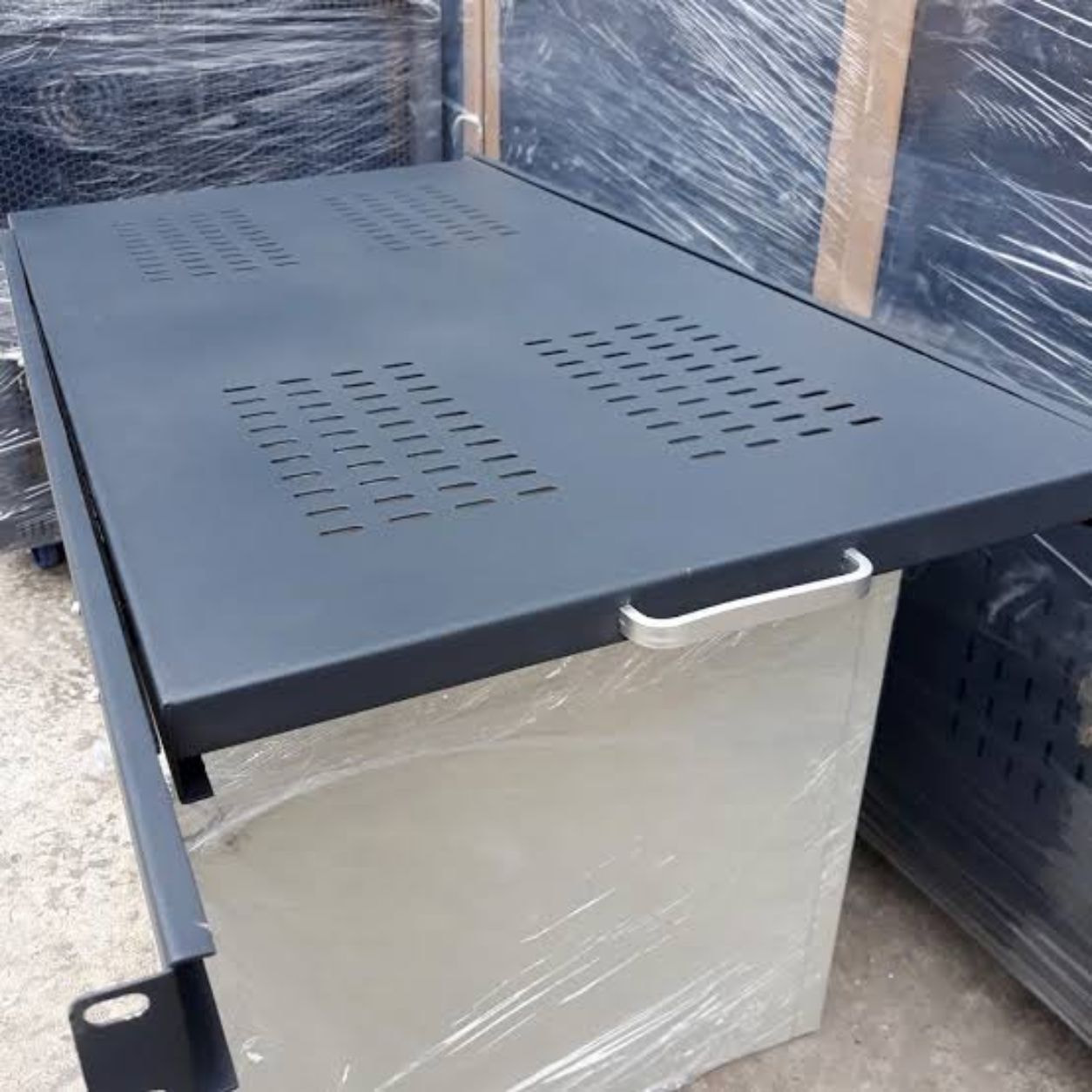 Thiết bị khay tủ rack - Hợp Thành Thịnh