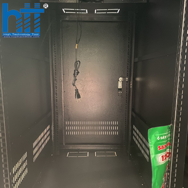 Tủ rack đứng 20U được thiết kế dành riêng cho hệ thống mạng và máy chủ chuyên nghiệp.