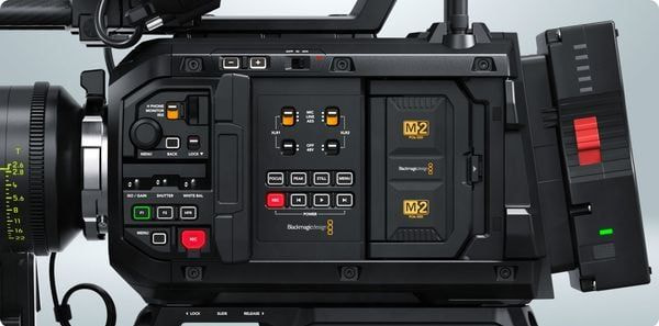 Chinh phục điện ảnh 12K với Blackmagic URSA Cine 100G.